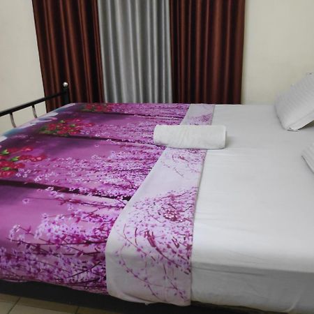 Hotel Silver Space Ernakulam Exterior photo