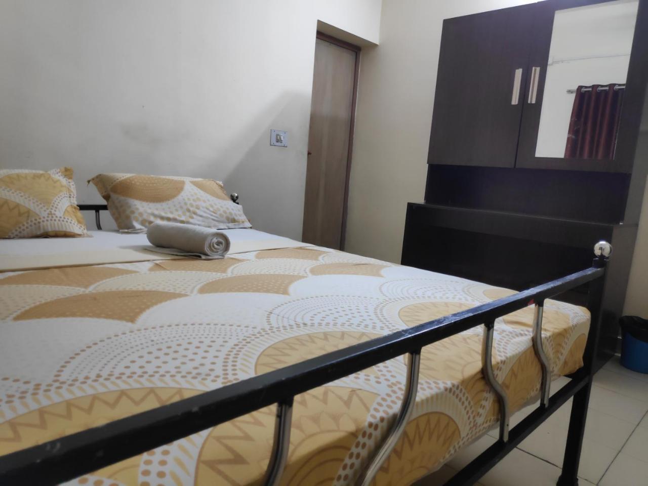 Hotel Silver Space Ernakulam Exterior photo